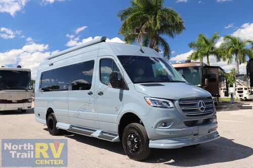 2027 Ogv Luxury Coach V-Tour B5RLA