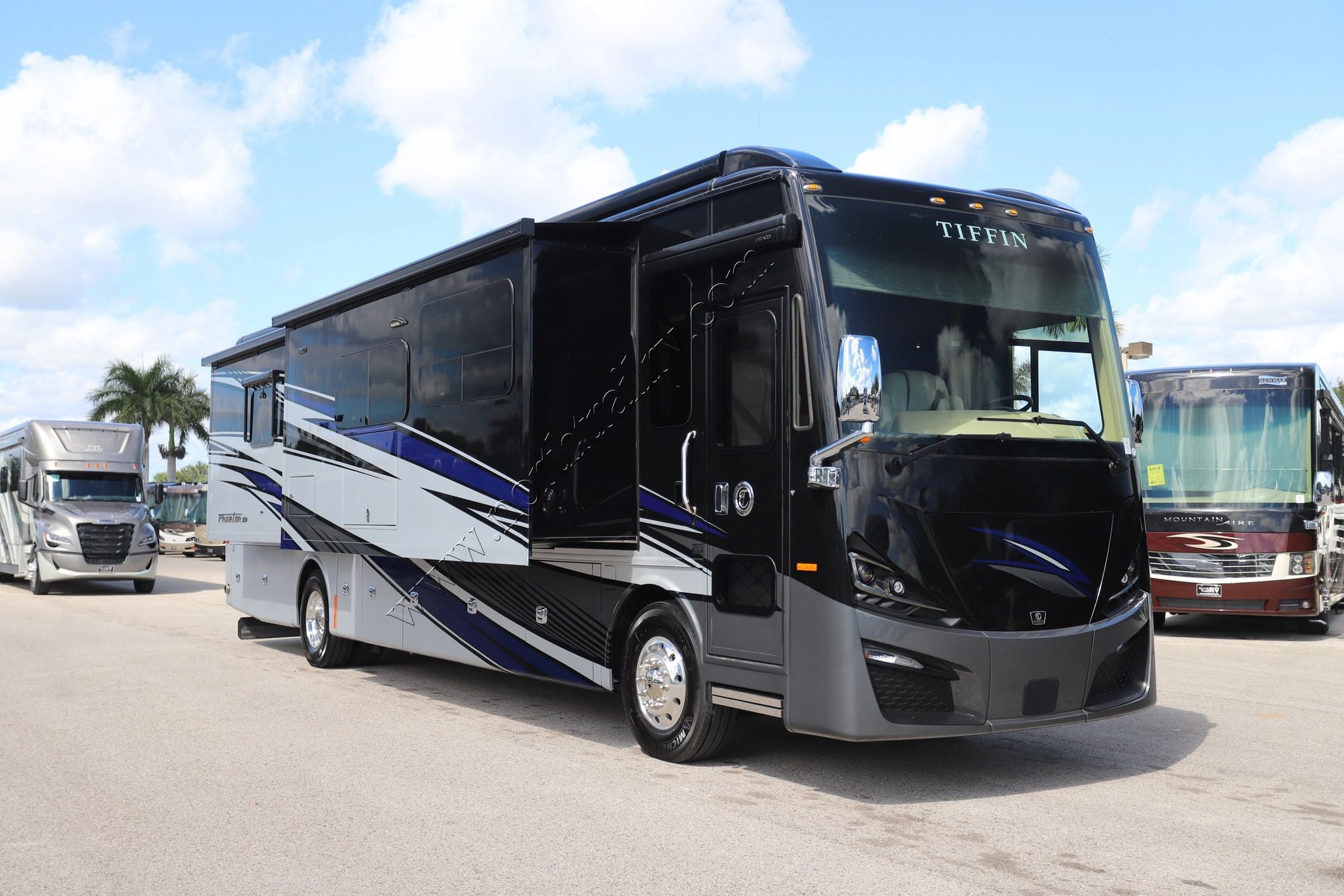 Used 2026 Tiffin Motor Homes Phaeton 40IH Class A  For Sale