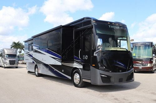 2026 Tiffin Motor Homes Phaeton 40IH
