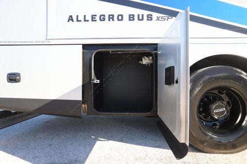 2027 Tiffin Motor Homes Allegro Bus 40IP