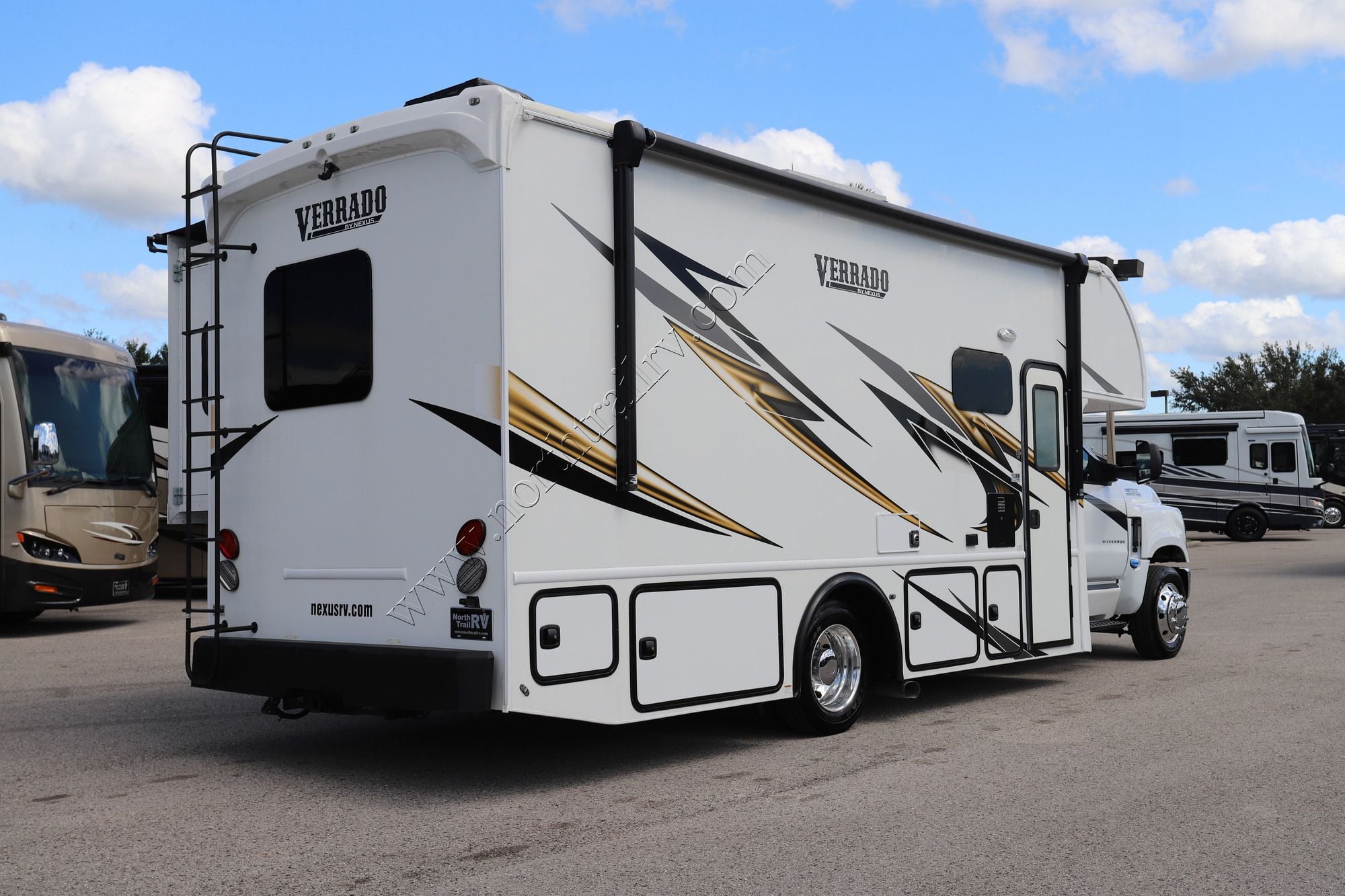 Used 2023 Nexus Verrado 28S Super C  For Sale