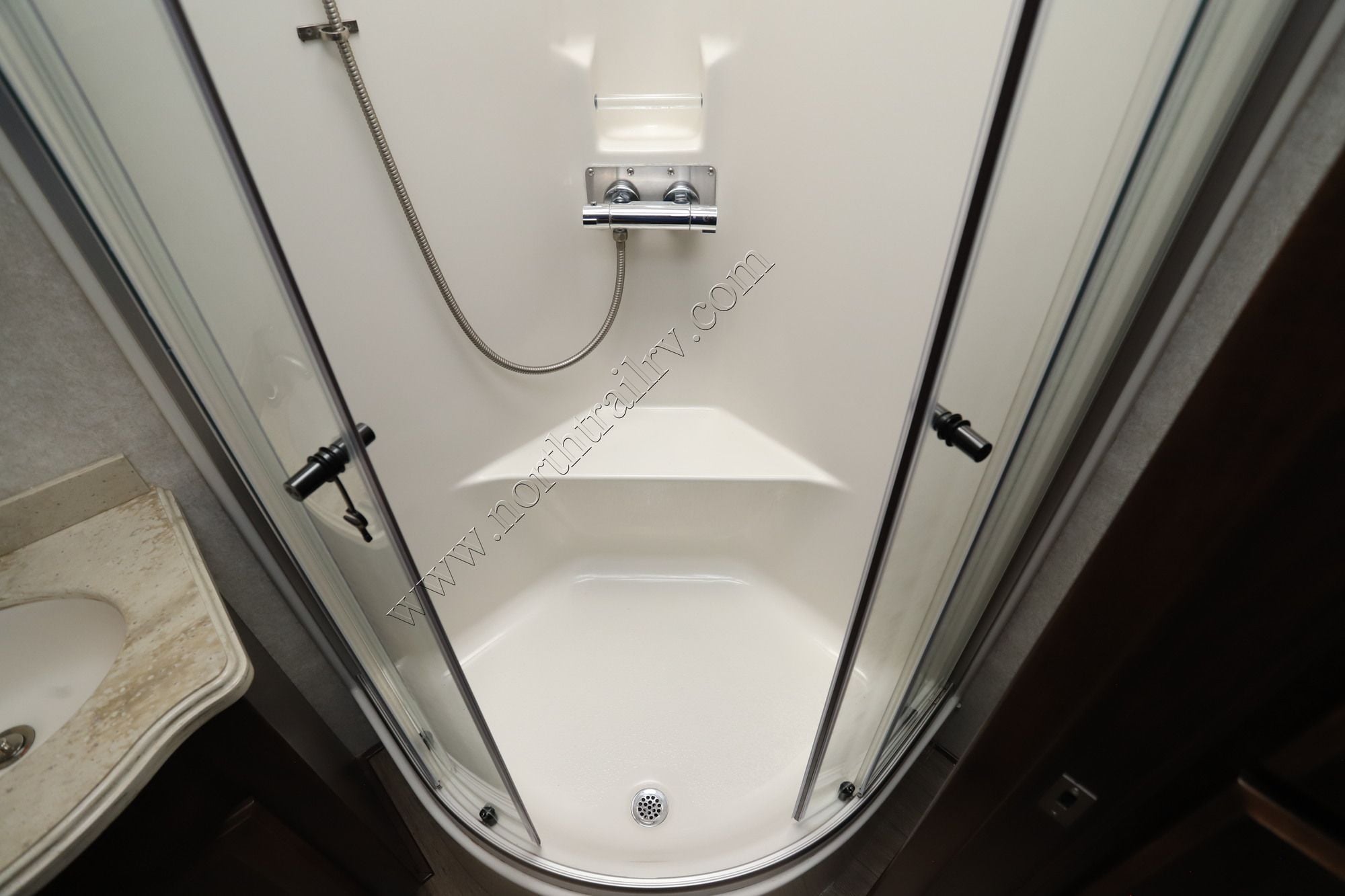 Used 2021 Renegade Rv Verona 40VRB Super C  For Sale