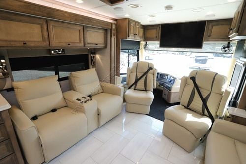 2026 Tiffin Motor Homes Phaeton 40IH
