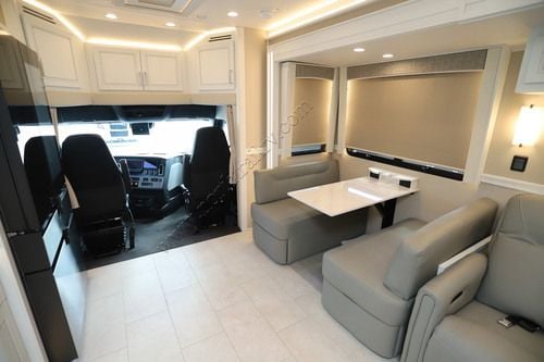 2027 Renegade Rv Xl 43DB