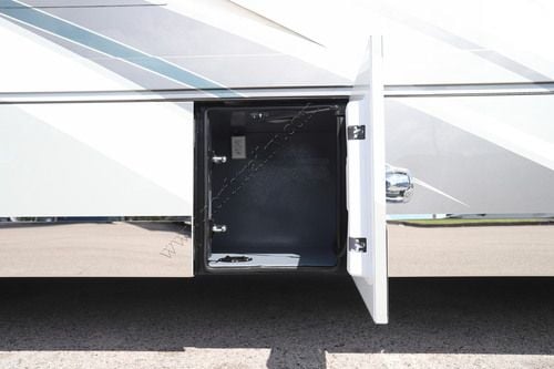 2027 Renegade Rv Xl 43DB