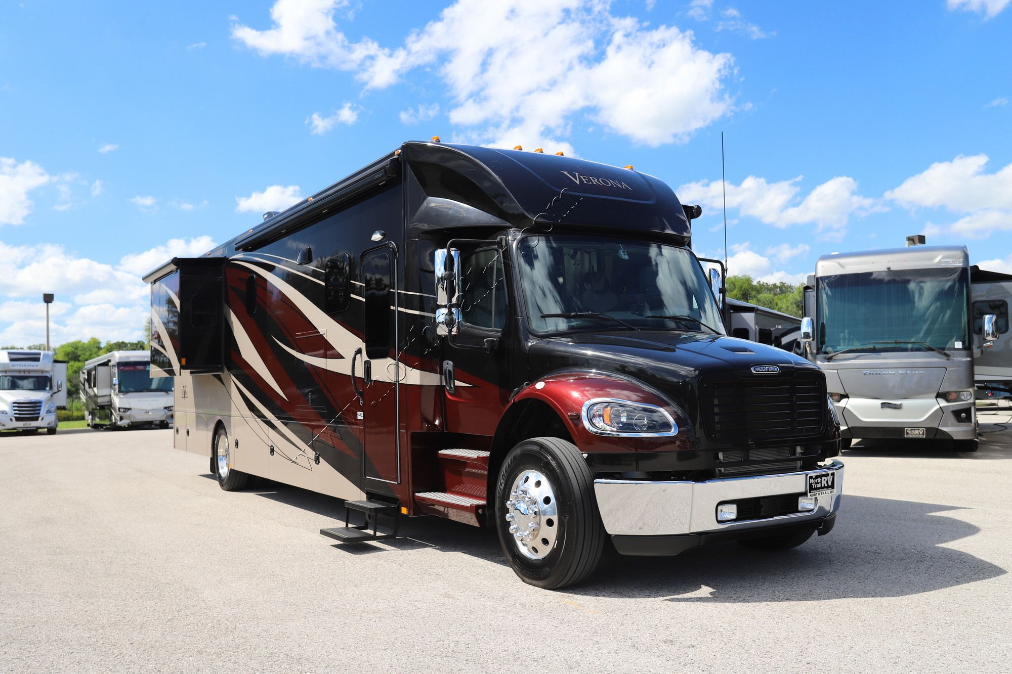 Used 2021 Renegade Rv Verona 40VRB Super C  For Sale