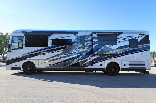 2027 Tiffin Motor Homes Allegro Bus 40IP