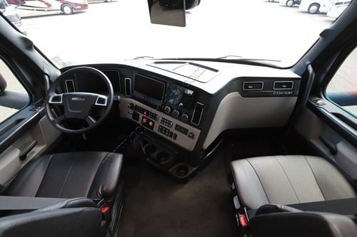 2027 Renegade Rv Xl 43DB