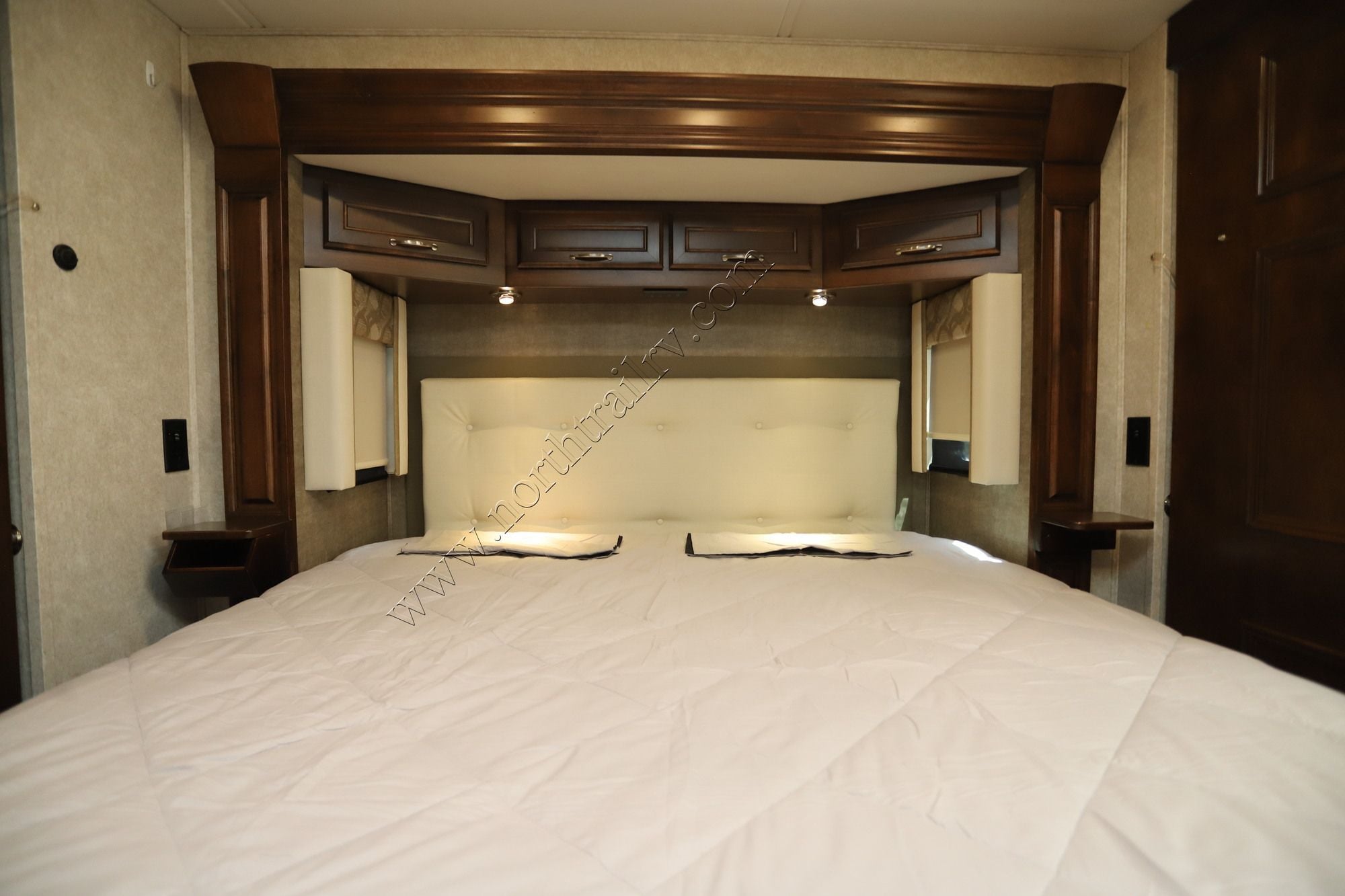 Used 2021 Renegade Rv Verona 40VRB Super C  For Sale