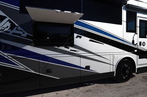 2027 Tiffin Motor Homes Allegro Bus 40IP