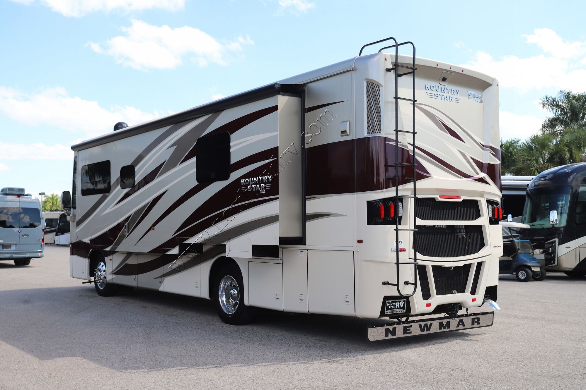 Used 2021 Newmar Kountry Star 3426 Class A  For Sale