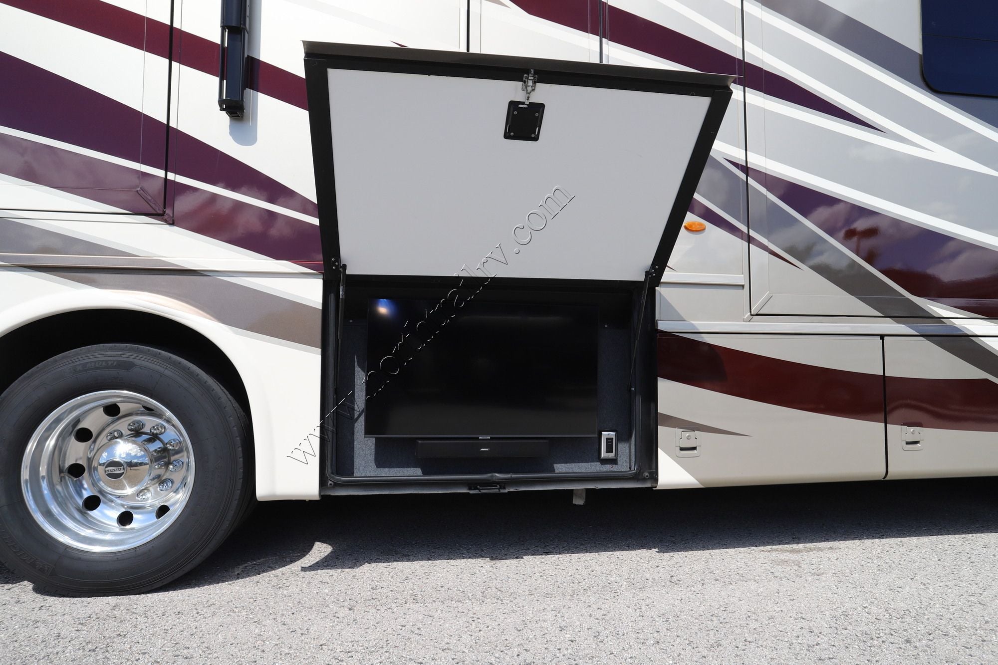 Used 2021 Newmar Kountry Star 3426 Class A  For Sale