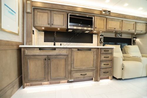 2026 Tiffin Motor Homes Phaeton 40IH