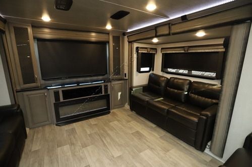 2021 Keystone Montana Legacy 3791