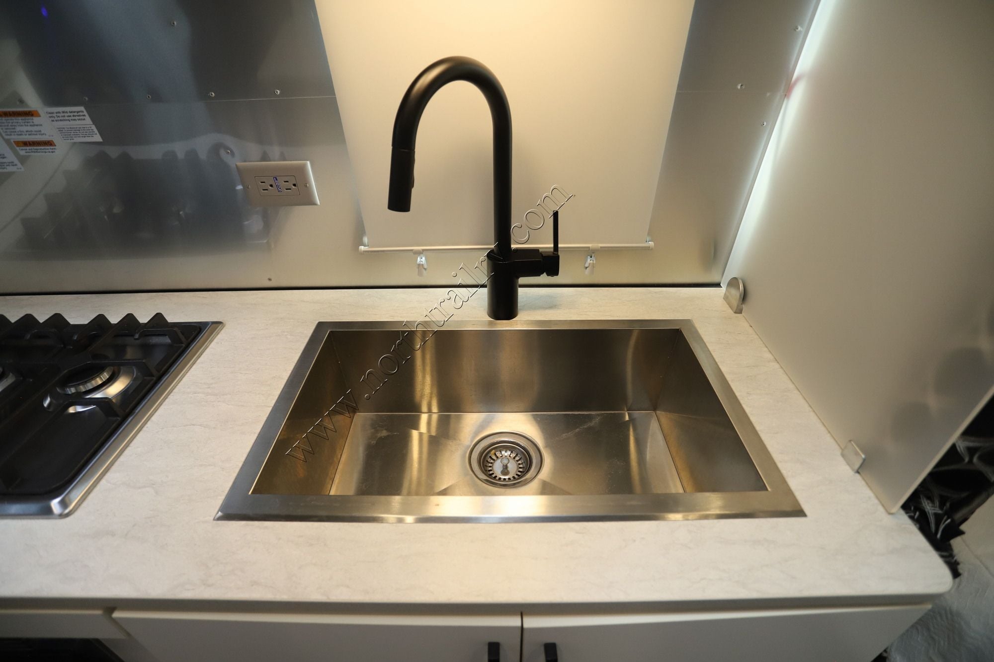 Used 2022 Airstream Caravel 22FB Travel Trailer  For Sale