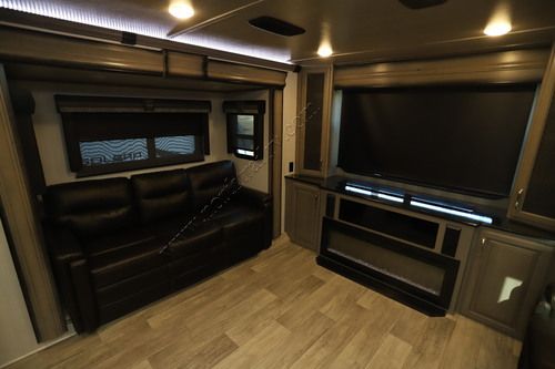 2021 Keystone Montana Legacy 3791