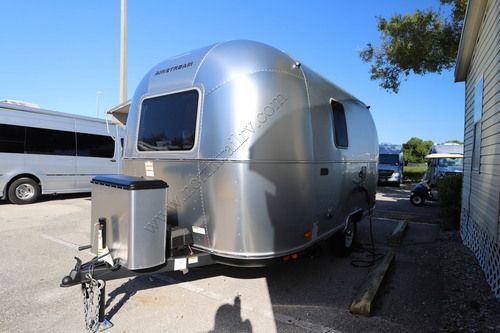 2027 Airstream World Travel 17RB