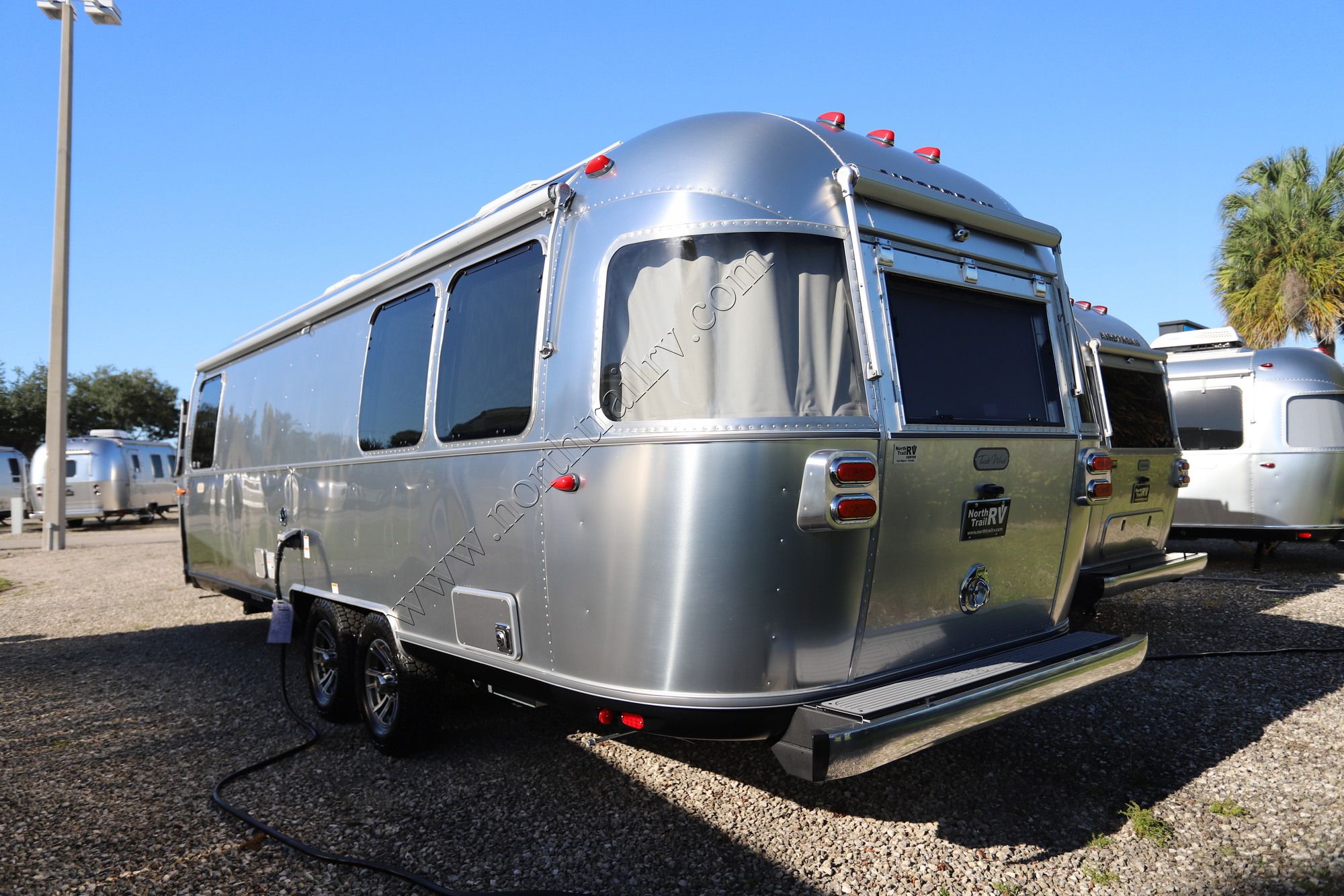New 2027 Airstream Trade Wind 27FB Travel Trailer  For Sale