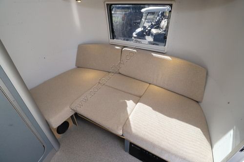 2027 Airstream World Travel 17RB