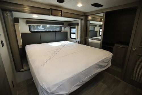 2021 Keystone Montana Legacy 3791