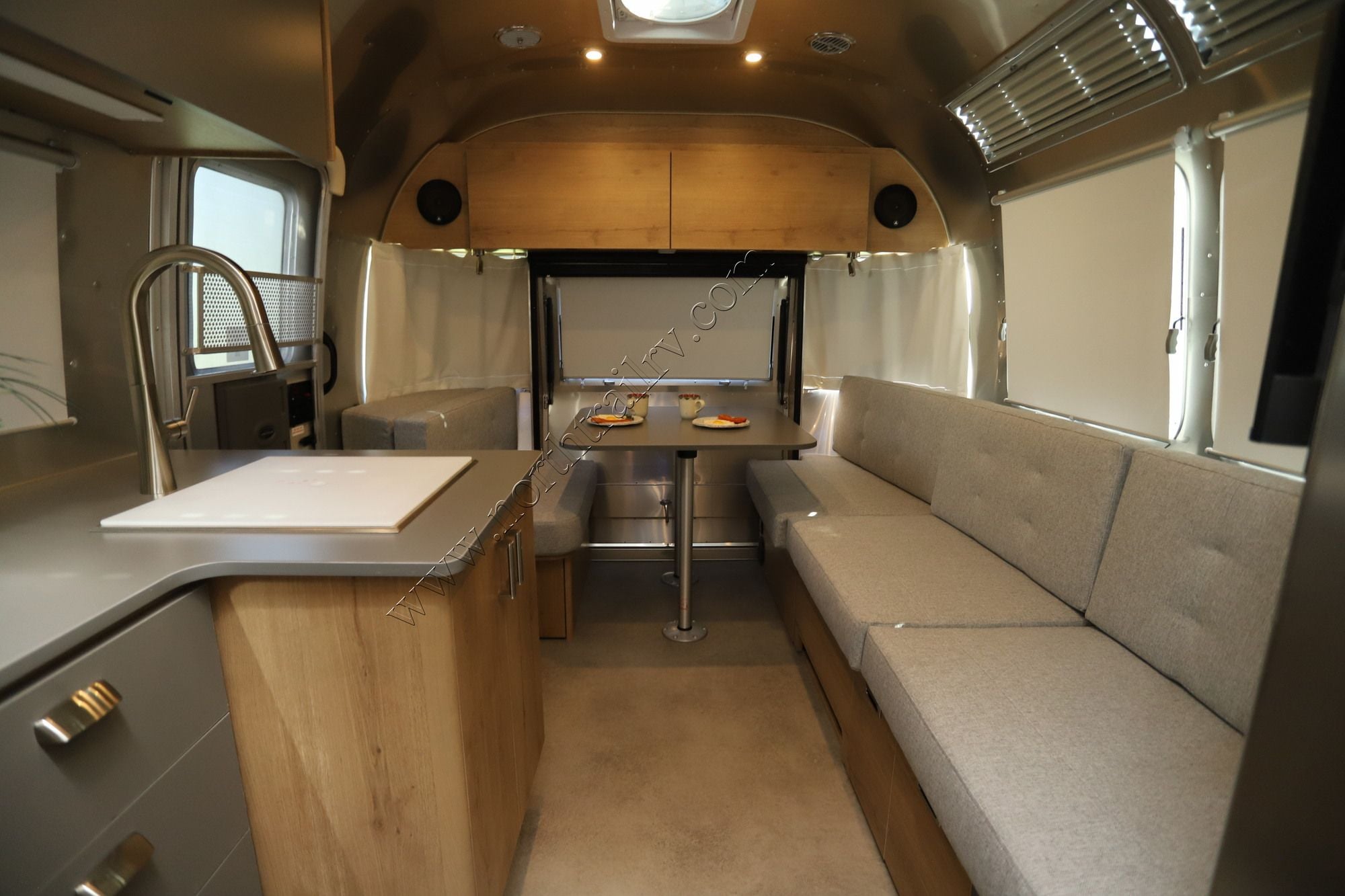 New 2027 Airstream Trade Wind 27FB Travel Trailer  For Sale