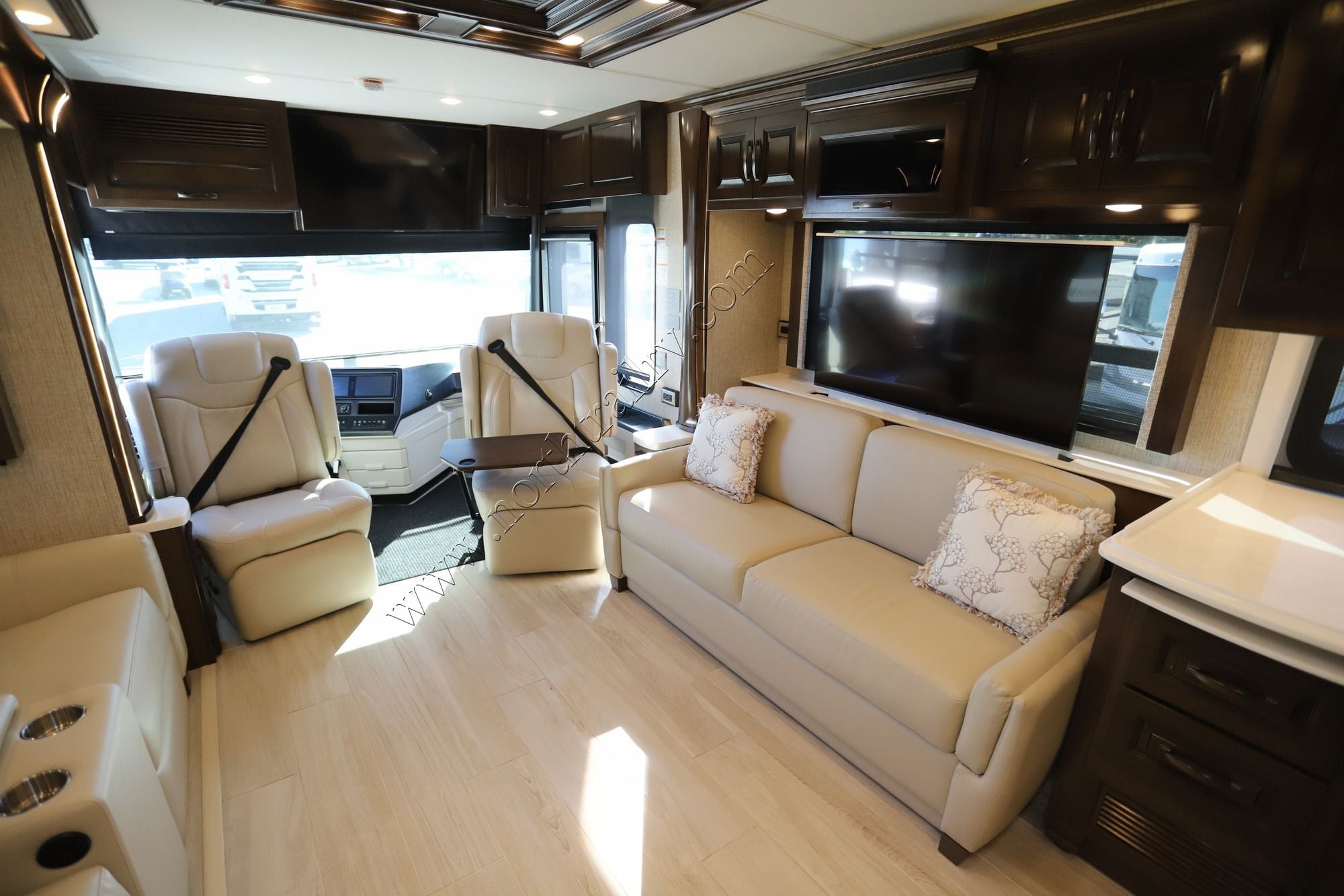 Used 2024 Newmar Dutch Star 4369 Class A  For Sale