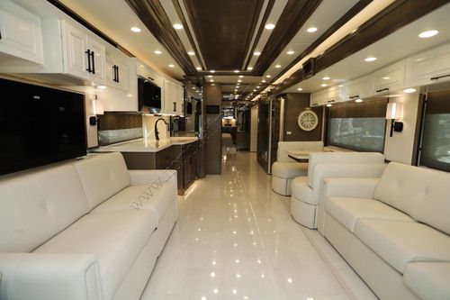 2027 Newmar London Aire 4540