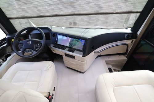 2027 Newmar London Aire 4540