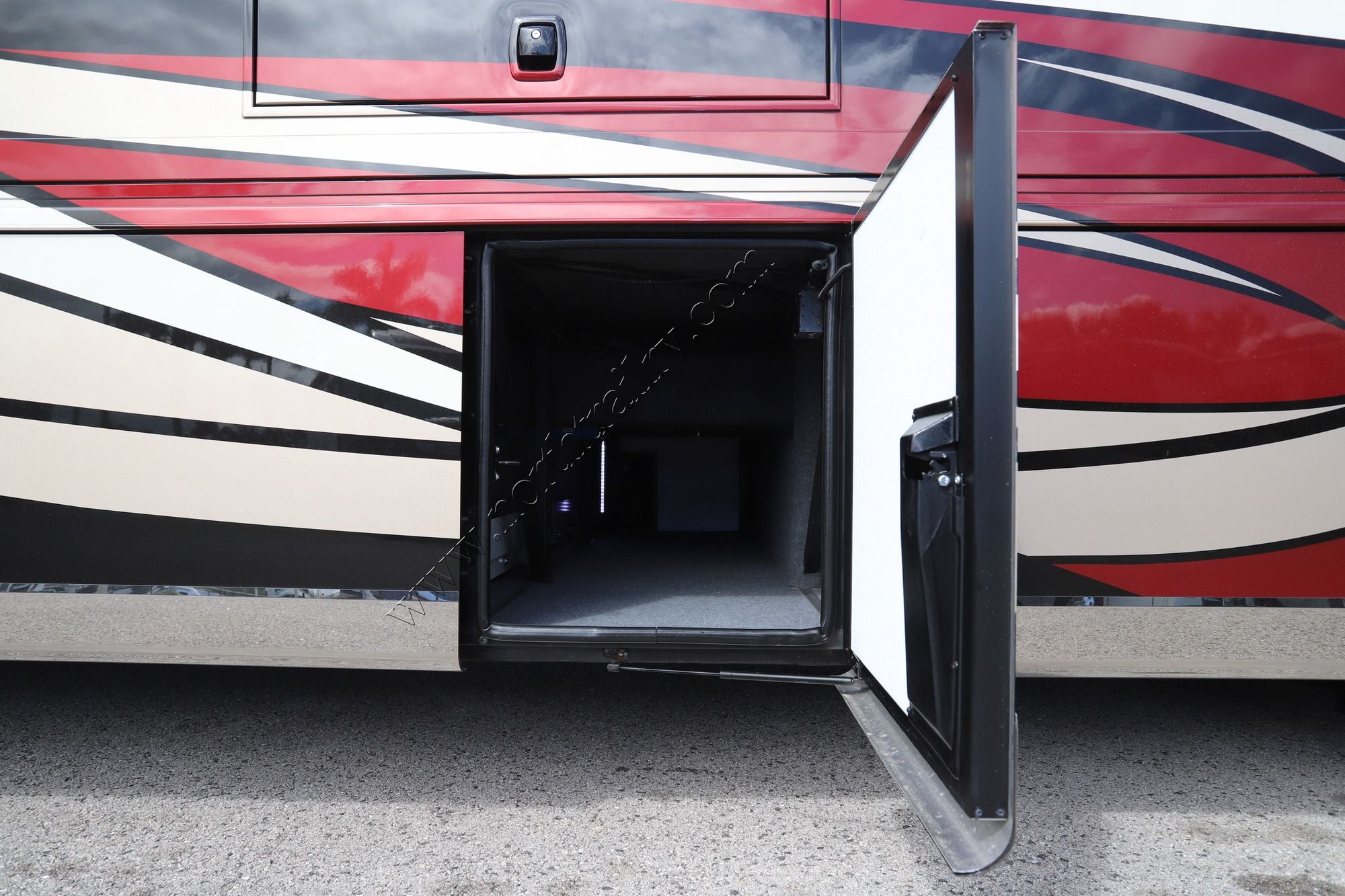 Used 2022 Newmar Dutch Star 4369 Class A  For Sale