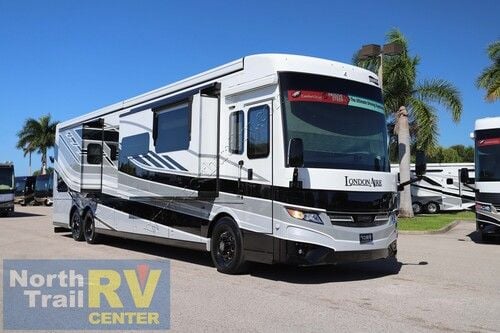 2027 Newmar London Aire 4540