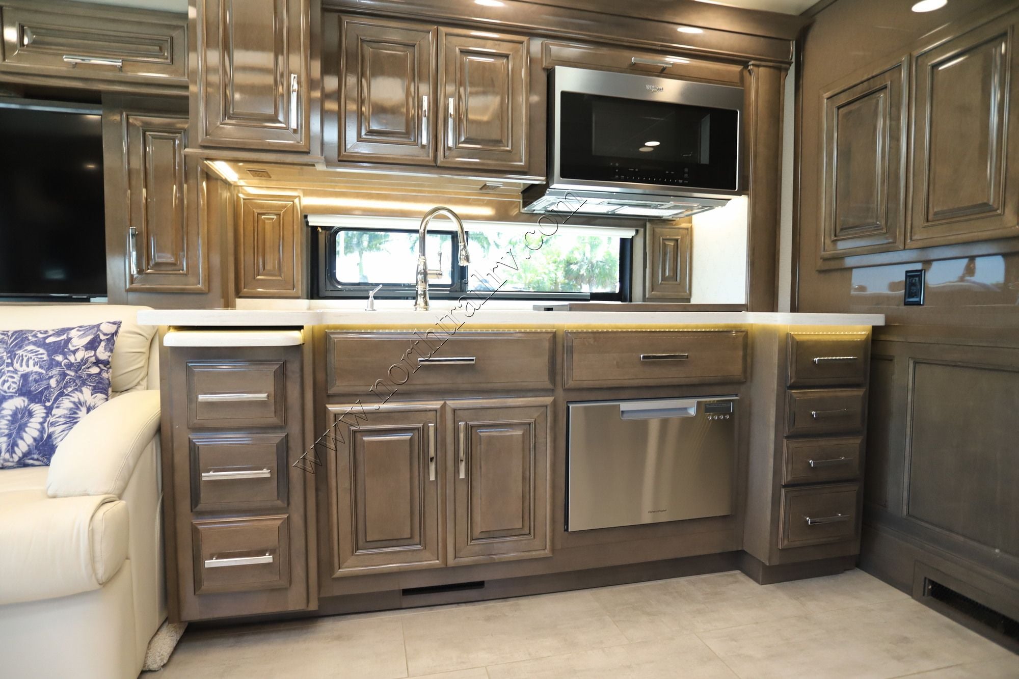 Used 2022 Entegra Anthem 44W Class A  For Sale