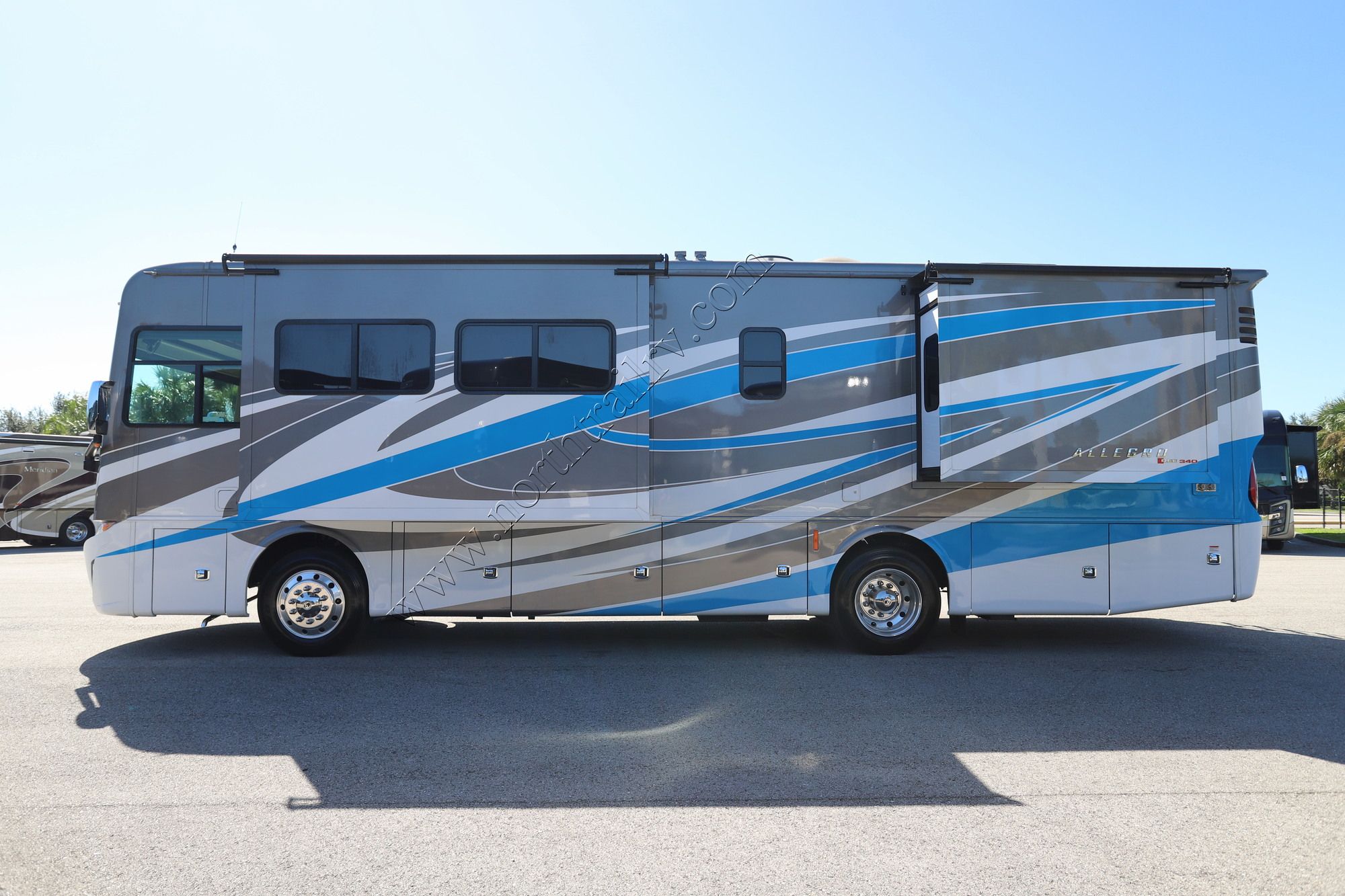 Used 2020 Tiffin Motor Homes Allegro Red 33AL Class A  For Sale