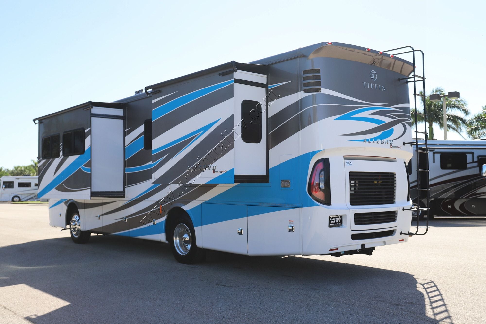 Used 2020 Tiffin Motor Homes Allegro Red 33AL Class A  For Sale