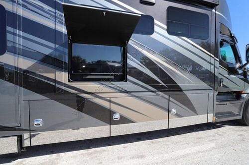 2027 Renegade Rv Xl X45DBM