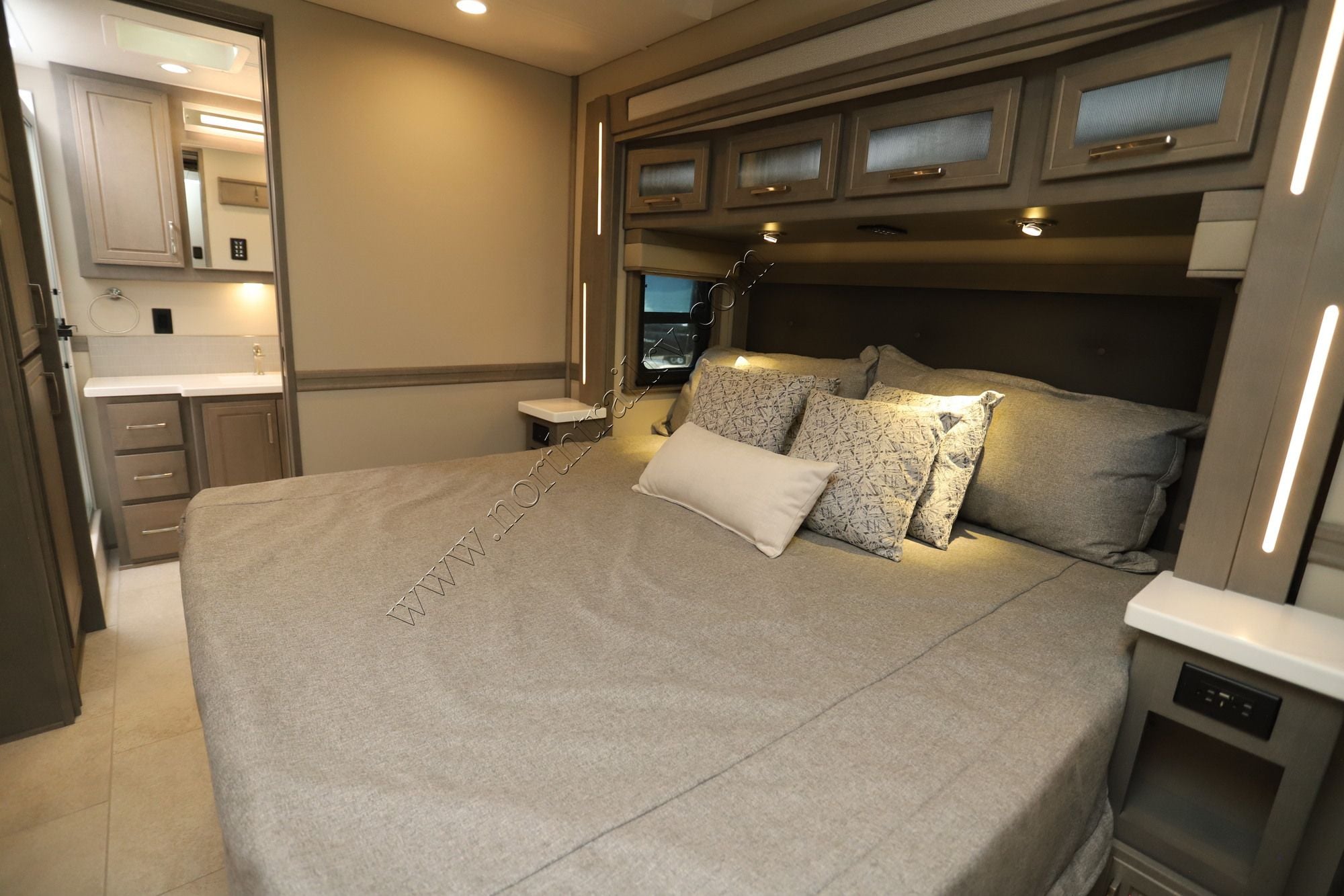 New 2027 Renegade Rv Explorer 42RB Super C  For Sale