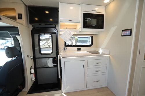 2027 Renegade Rv Vienna 25TBC Class C