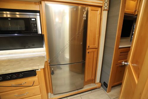 2020 Tiffin Motor Homes Allegro Red 33AL