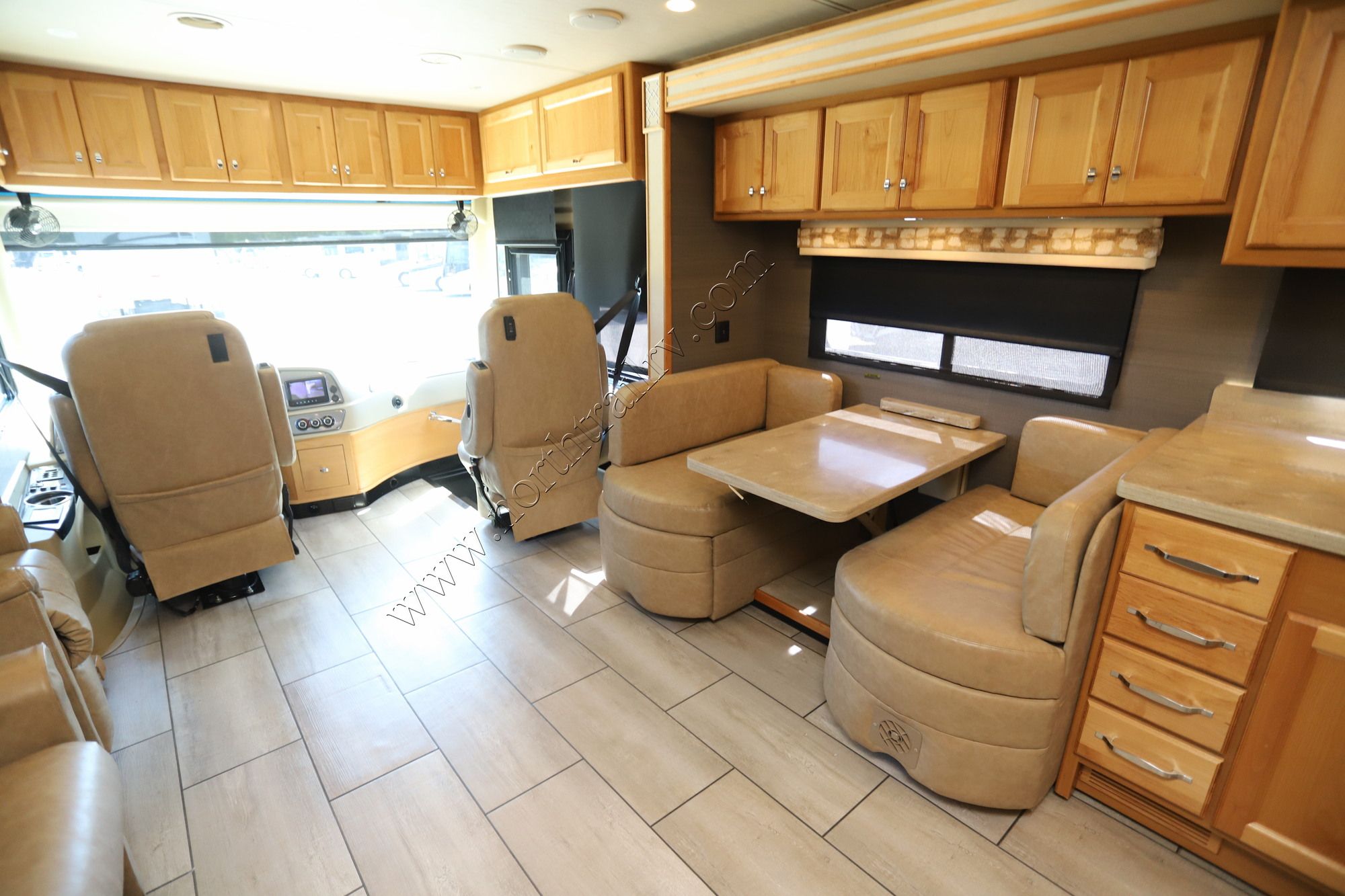 Used 2020 Tiffin Motor Homes Allegro Red 33AL Class A  For Sale