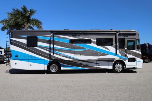 2020 Tiffin Motor Homes Allegro Red 33AL