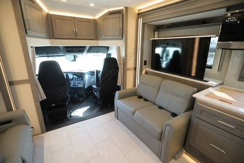 2027 Renegade Rv Xl X45DBM