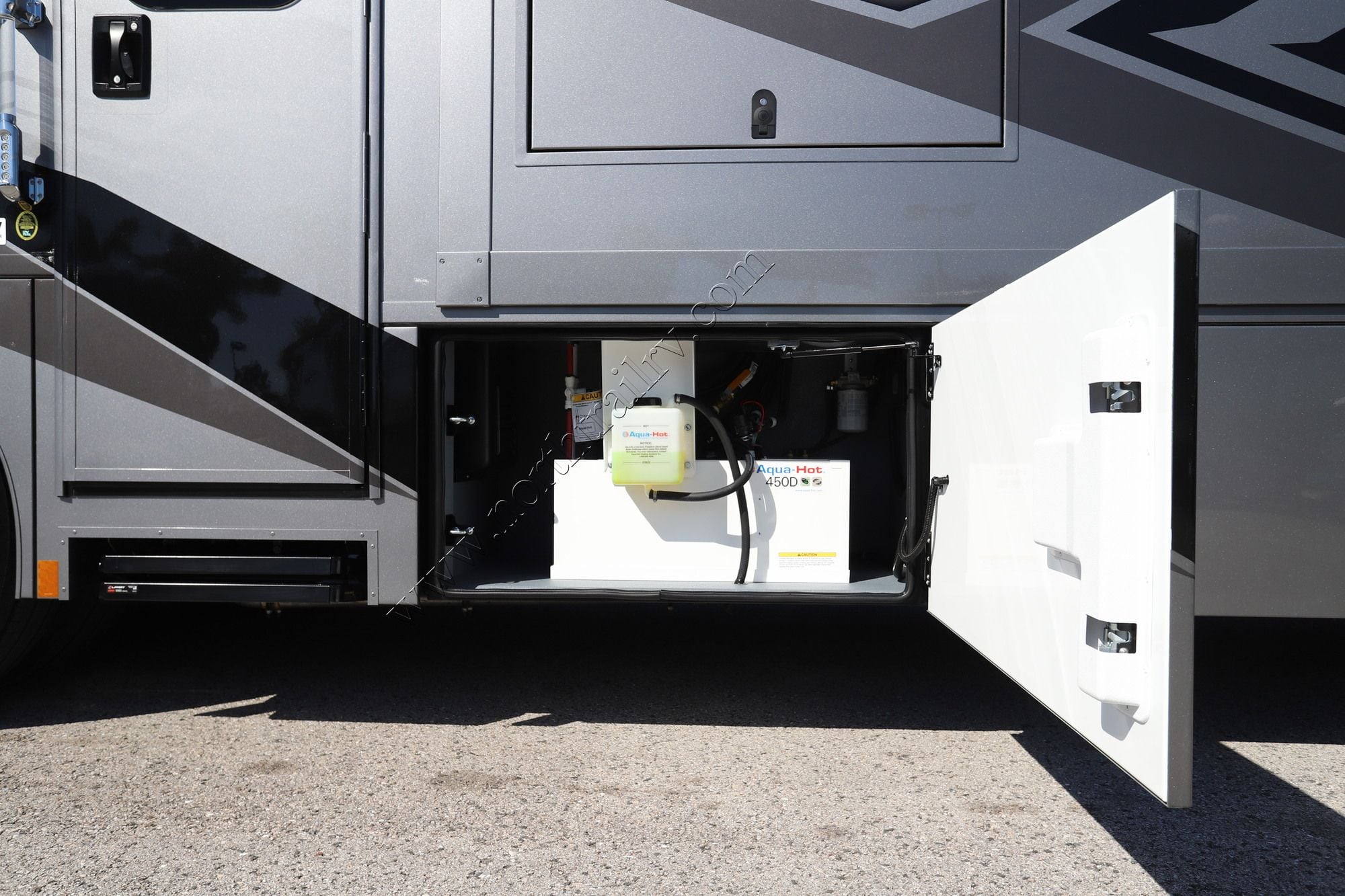 New 2027 Renegade Rv Explorer 42RB Super C  For Sale