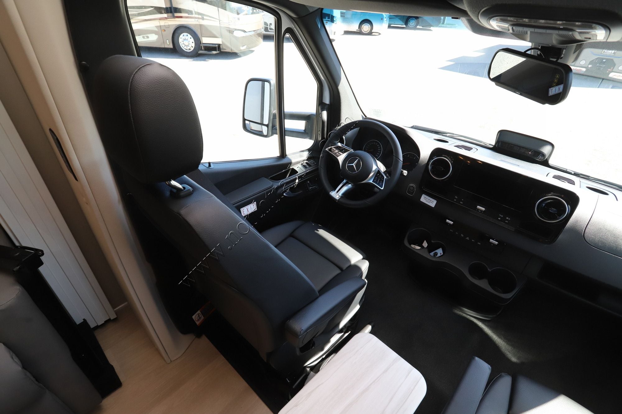 New 2027 Renegade Rv Vienna 25TBC Class C  For Sale
