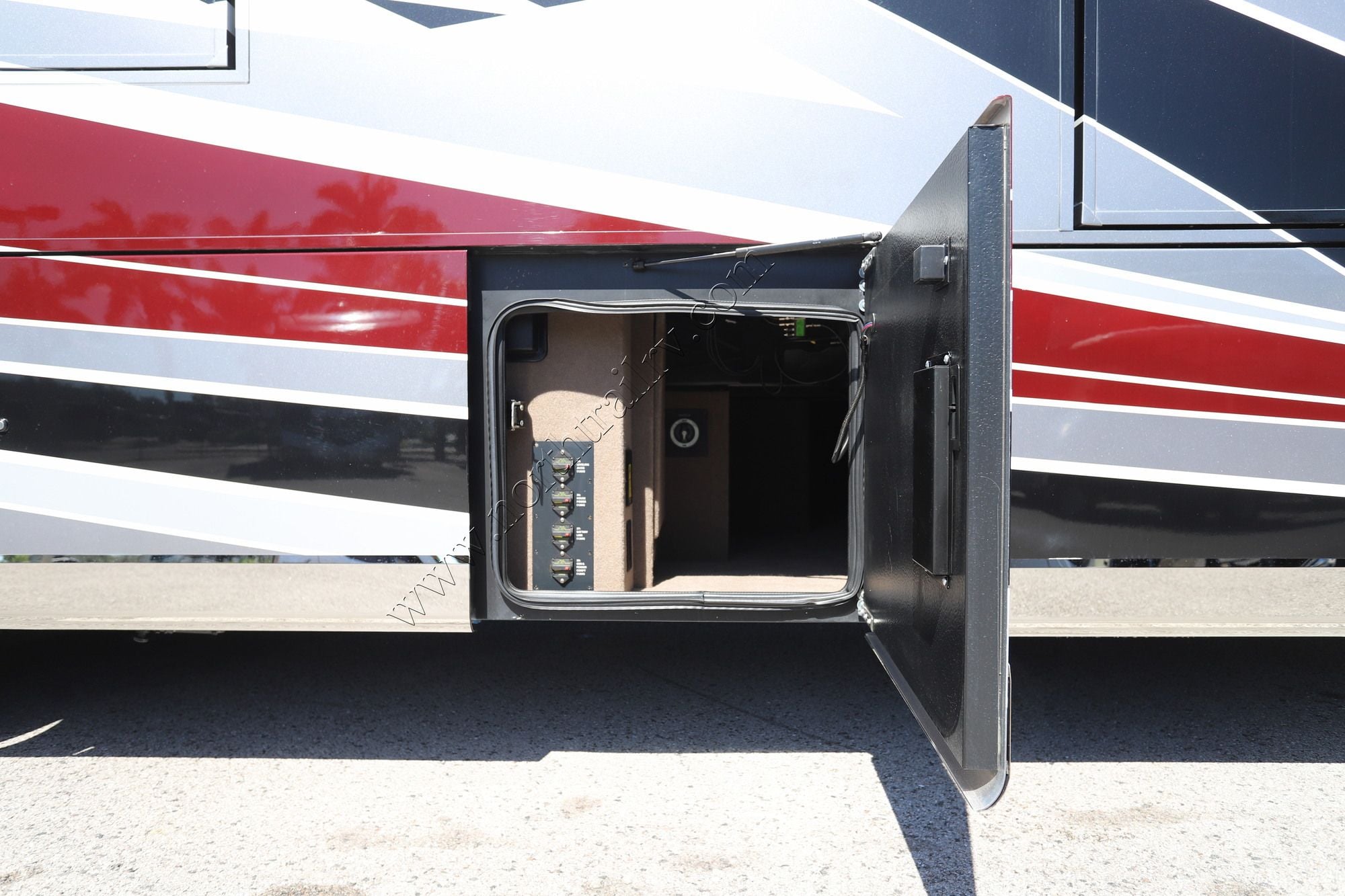 Used 2022 Entegra Anthem 44W Class A  For Sale