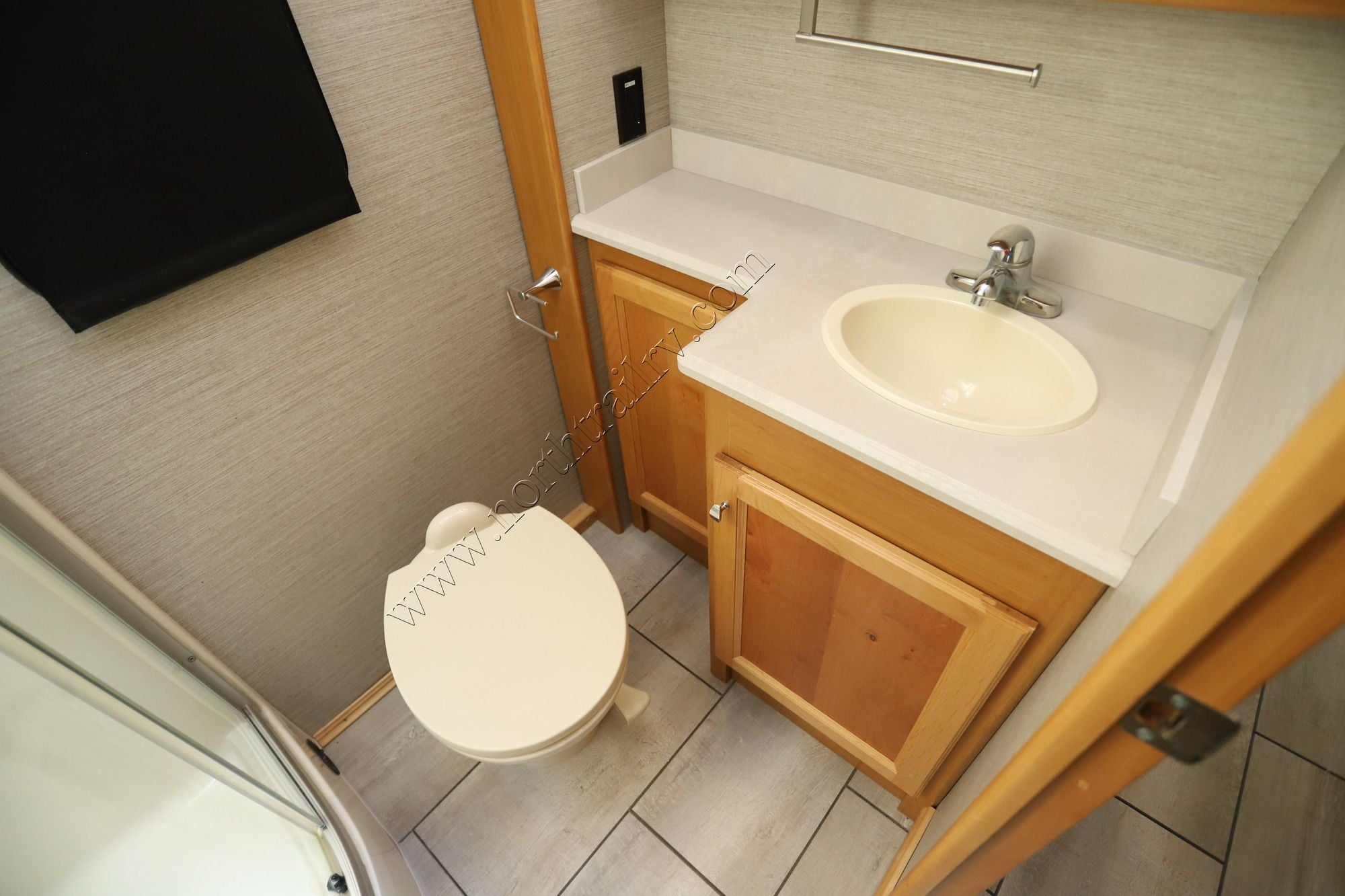 Used 2020 Tiffin Motor Homes Allegro Red 33AL Class A  For Sale