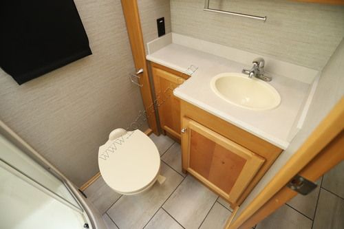 2020 Tiffin Motor Homes Allegro Red 33AL