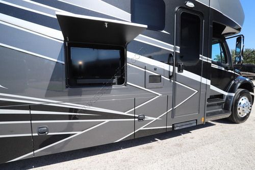 2024 Renegade Rv Valencia 38RB