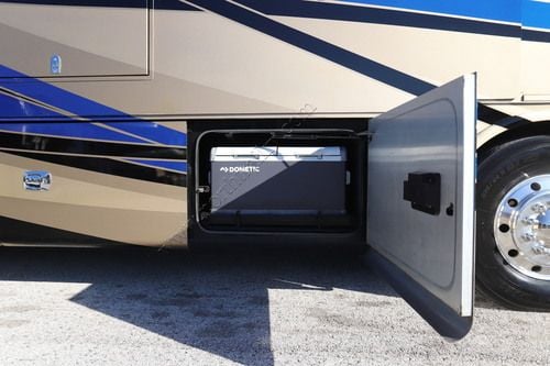 2016 Tiffin Motor Homes Allegro Bus 40AP Class A