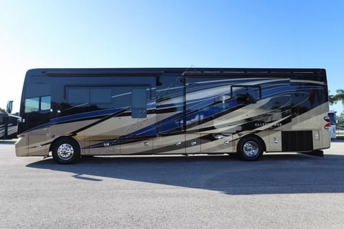 2016 Tiffin Motor Homes Allegro Bus 40AP Class A