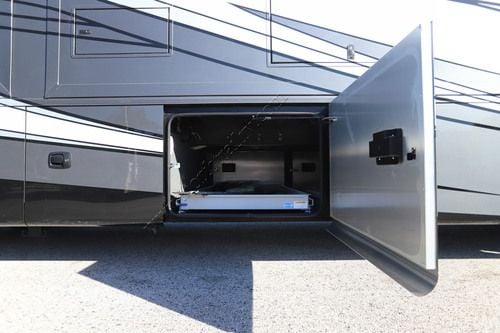 2027 Tiffin Motor Homes Phaeton 40IH