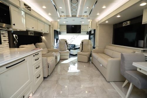 2027 Tiffin Motor Homes Phaeton 40IH